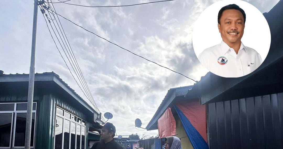 DUA TIANG ELEKTRIK HAMPIR TUMBANG DI PPRT KG SABAH BARU AKAN DIGANTI.